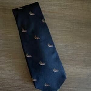 Vintage Briar Men’s Tie Planes